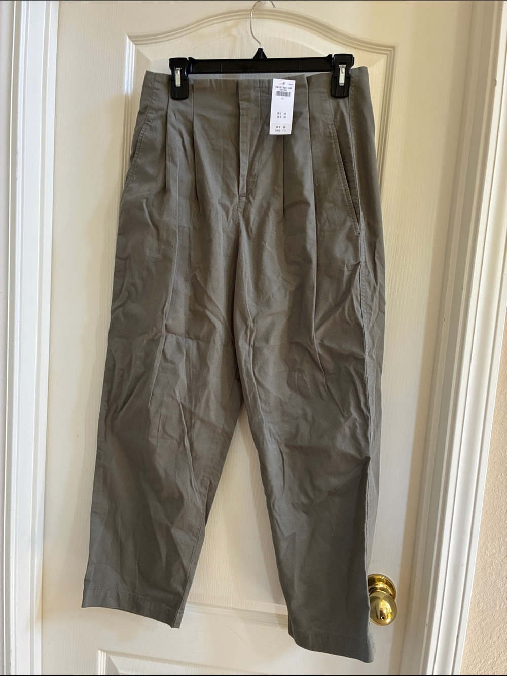 NWT Abercrombie & Fitch Sz 27 Sage Green High-Rise Barrel-Style Pleated Trousers